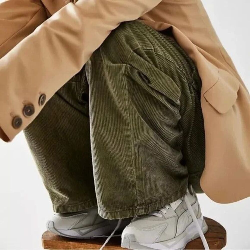 NWT We The Free People Modern Love Pull On Cord Jeans Green High Rise - Picture 4 of 16